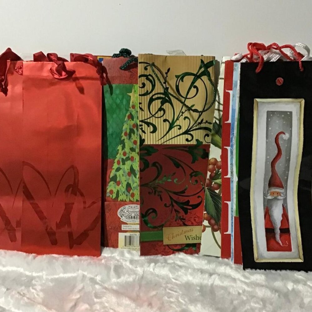 Wine Bottle Gift Bags (10)‎ Total 13.25" Tall - New - Picture 3 of 3